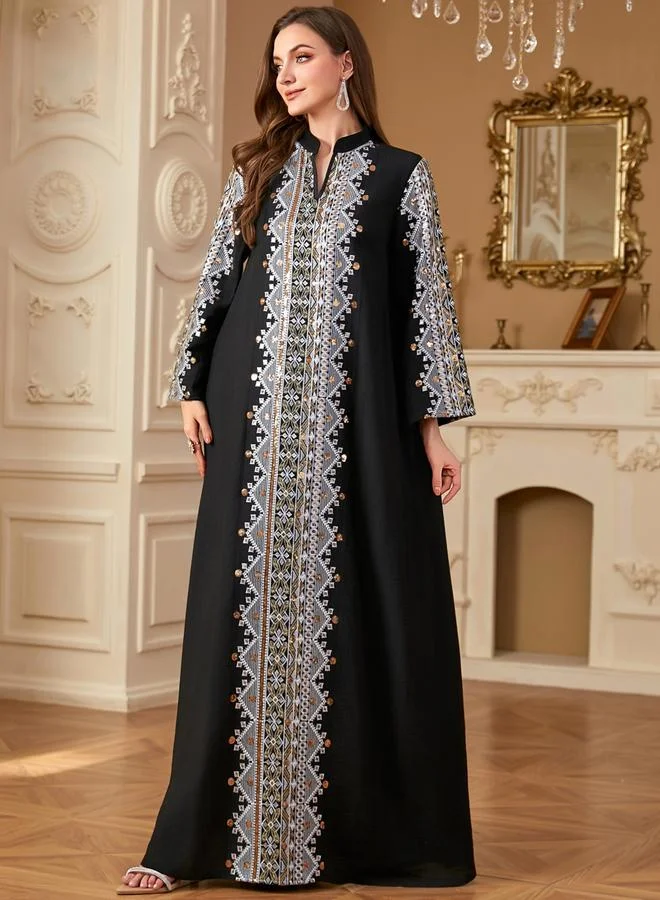 تايك تو جلابية مطرزة